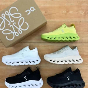 On Cloud Shoes Pallet